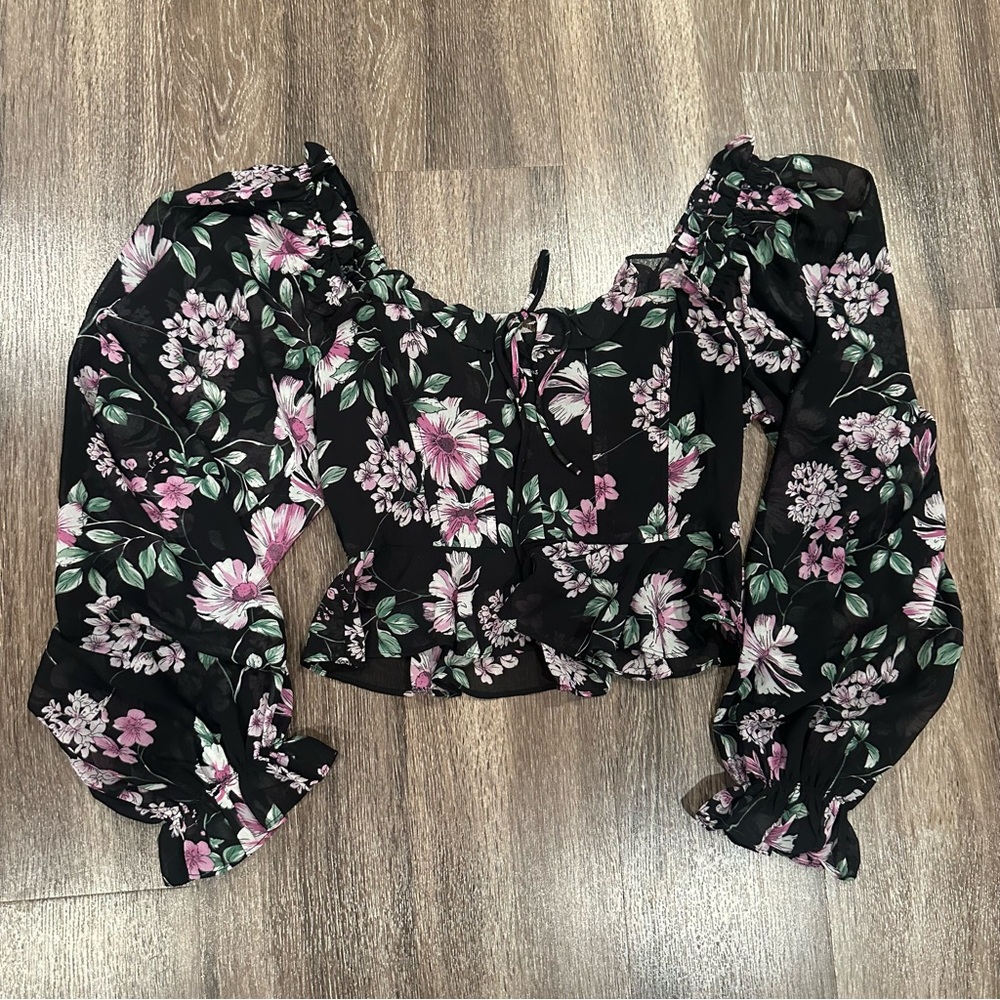 Lulu’s Corset Style Ruffle Top - Picture 3 of 6